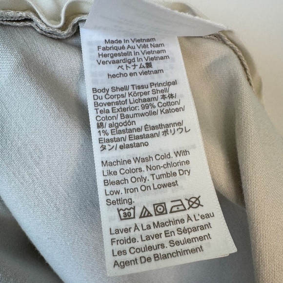 J. Crew - Men's 7" flex chino short - Size 38 - Picture 5 of 5